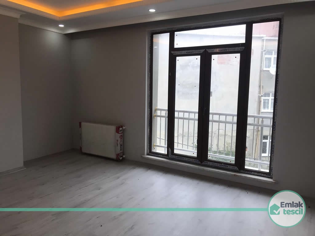 arnavutkoy merkez de satilik daire 90 m2 2 1